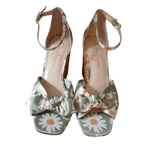 Jessica Simpson Daisy Matte Sage Satin Wedge Sandals Size 8.5 - Picture 3 of 10